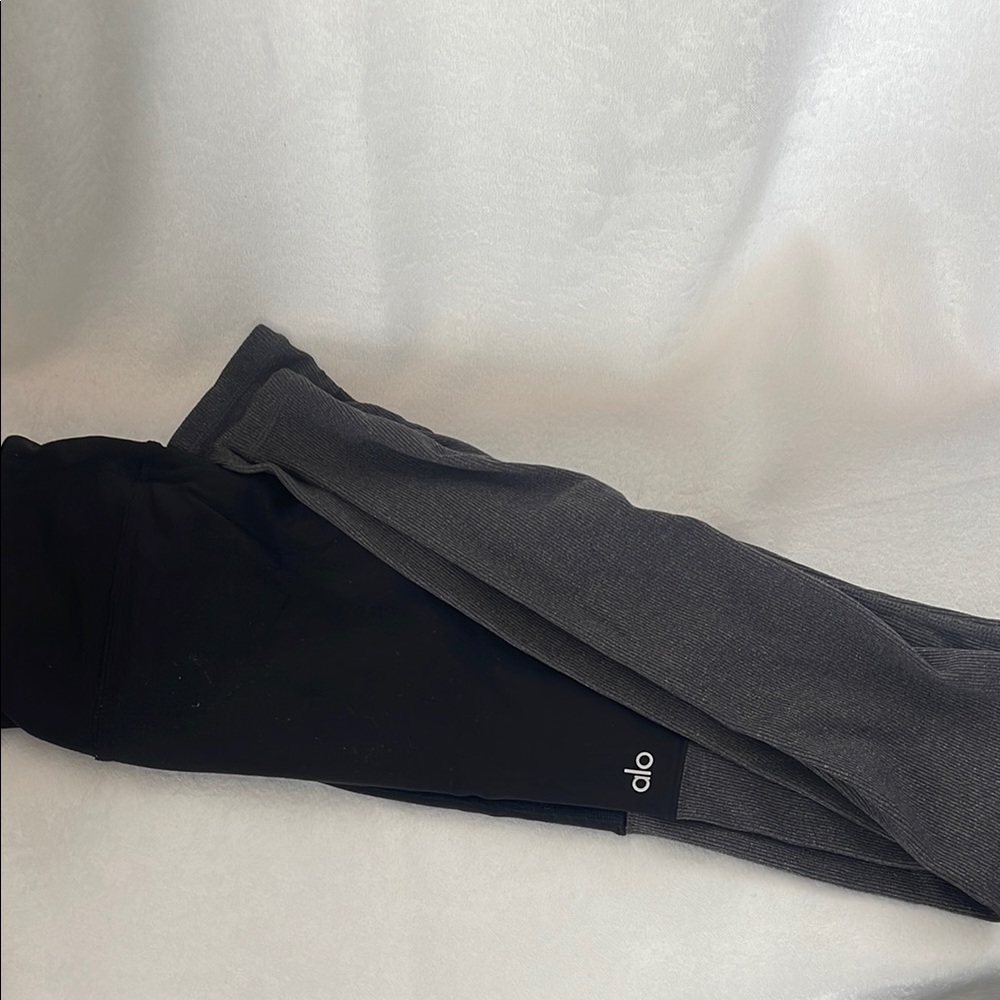 ALO Yoga Long Leggings